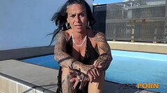 Lola Storm wants to be TAMED! This astounding cougar'_s gonna give you a lesson or two Thumb