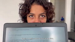 Me follo duro a mi peque&ntilde_a hermanastra mientras hago un trabajo de la escuela y me vengo en su co&ntilde_o. H.L. Thumb