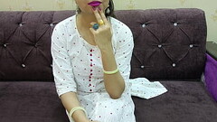 Indian desi Fuddi check karo jara desi indian porn range hath pakda chut ka lalch dekar aapni Gand marwai Thumb