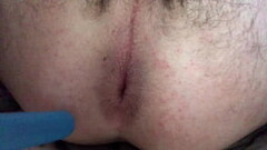 J aime trop jouer avec mon cul Thumb