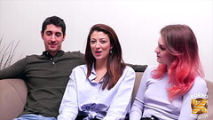 Trixy guide Beka dans la jouissance du sexe lesbien... Thumb