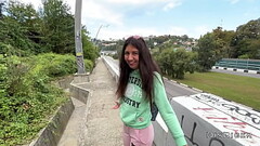 Pick up Public agent - Fucked a beauty in the bushes Thumb