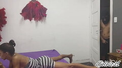 Eles vem me visitar, pra depois me comer, completo no RED. Thumb