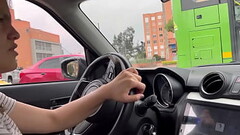 Sexo publico en el parqueadero de mi casa, qu&eacute_ vagina tan mojada! Thumb