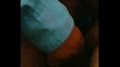 Pablo(23) chofer de la linea 314 de Boulogne, le da besos y lo coje a Mariano Bextor en ba&ntilde_os de estacion Boulogne Thumb