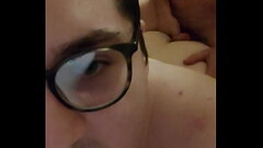 A gentleman uses me Thumb