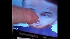 TV BITE N&deg_3 &gt_ Ma pine se branle sur ta face de : FOOTEUX Thumb