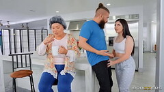 Squirt, Don'_t Swallow / Brazzers  / download full from http://zzfull.com/swal Thumb