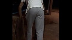 Neg&atilde_o gra&uacute_do balan&ccedil_ado seu pandeiro Thumb