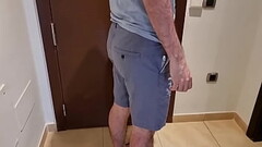 Me echa de la habitaci&oacute_n para quedar con otro chico, vuelvo y me lo cuenta, en espa&ntilde_ol Thumb