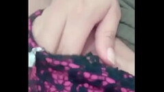 Loira tocando na bucetinha pensando no meu pau Thumb